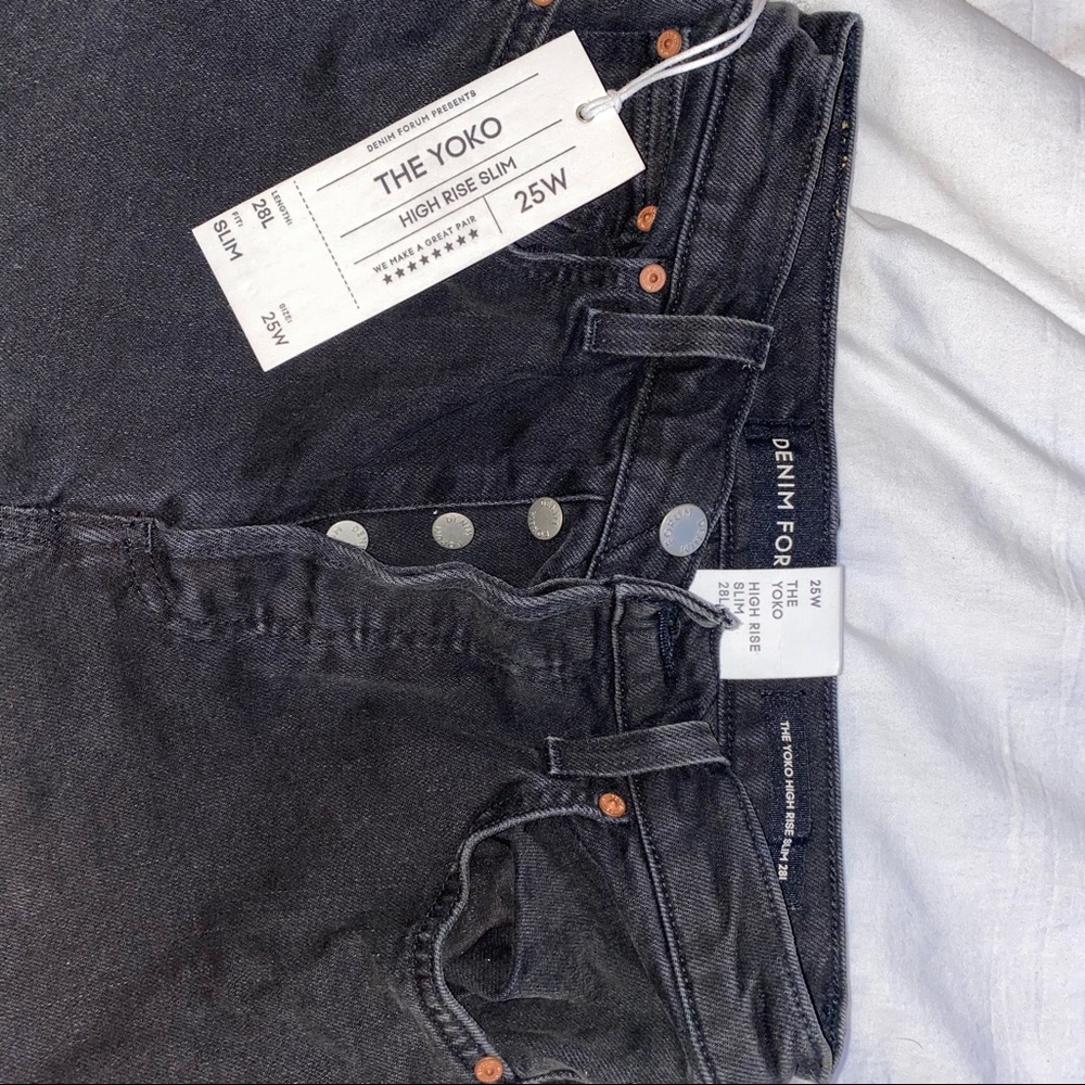 Brand New Aritzia Black Jeans !!!